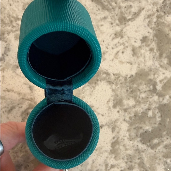 La Mer Celestial Lip Case - NWT - Picture 4 of 6